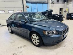Blå Begagnad 2005 Volvo S40 Kinetic Sedan | 25 000 kr (Bra pris)