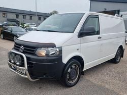 Vit Begagnad 2014 VW T5 Van | 125 900 kr (Marknadspris)
