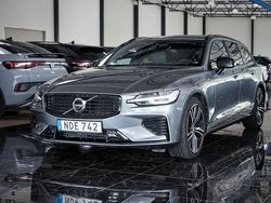 Grå Begagnad 2021 Volvo V60 R-Design Kombi | 379 500 kr (Marknadspris)
