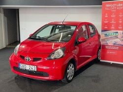 Röd Begagnad 2007 Toyota Aygo Halvkombi | 34 900 kr (Lite dyr)