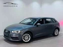 Grå Begagnad 2013 Audi A3 Sportback Attraction Halvkombi | 94 900 kr (Marknadspris)
