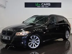Svart Begagnad 2011 BMW 320 Kombi | 129 900 kr (Marknadspris)