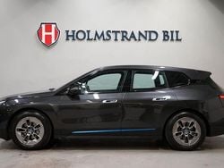 Grå Begagnad 2022 BMW iX Comfort Edition SUV | 529 900 kr (Marknadspris)