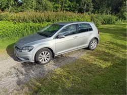 Silver Begagnad 2018 VW Golf VII Halvkombi | 135 000 kr (Bra pris)