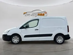 Vit Begagnad 2013 Citroën Berlingo Minibuss | 55 900 kr (Marknadspris)