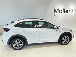 Vit (pure white) Begagnad 2022 VW Taigo R-line SUV | 229 900 kr (Marknadspris)
