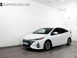 Vit Begagnad 2018 Toyota Prius Plug-in Hybrid Halvkombi | 199 900 kr (Marknadspris)