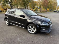Svart Begagnad 2014 VW Polo R-line Halvkombi | 79 000 kr (Bra pris)