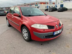 Mörkröd Begagnad 2007 Renault Mégane II Halvkombi | 20 900 kr (Marknadspris)