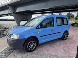 Blå Begagnad 2004 VW Caddy Minibuss | 22 500 kr (Bra pris)