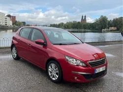 Röd Begagnad 2013 Peugeot 308 Active Halvkombi | 65 000 kr (Bra pris)