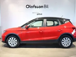 Röd Begagnad 2022 Seat Arona SUV | 214 900 kr (Marknadspris)