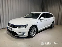 Vit Begagnad 2019 VW Passat GTE Kombi | 234 900 kr (Marknadspris)