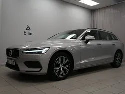 Silver Begagnad 2022 Volvo V60 Core Kombi | 309 900 kr (Marknadspris)