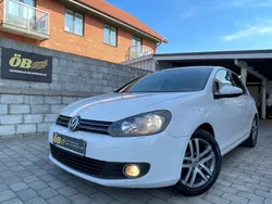 Vit Begagnad 2011 VW Golf VI Halvkombi | 64 900 kr (Marknadspris)