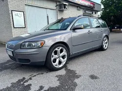 Grå Begagnad 2005 Volvo V50 Kombi | 46 000 kr (Marknadspris)