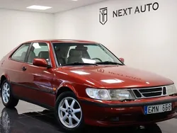 Mörkröd Begagnad 1997 Saab 900 Halvkombi | 44 900 kr