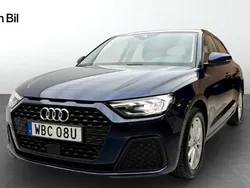 Navarrablå metallic Begagnad 2024 Audi A1 Sportback Proline Halvkombi | 244 000 kr (Marknadspris)