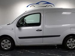 Vit Begagnad 2019 Renault Kangoo Minibuss | 74 800 kr (Bra pris)