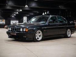 Grå Begagnad 1988 BMW 535 Sedan | 335 500 kr