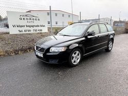 Svart Begagnad 2009 Volvo V50 Momentum Kombi | 35 000 kr (Bra pris)