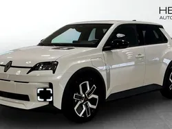 Vit (white) Ny 2025 Renault R5 Techno Halvkombi | 399 900 kr