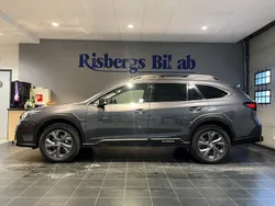 Grå Begagnad 2021 Subaru Outback SUV | 332 900 kr (Lite dyr)