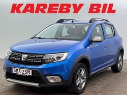 Ljusblå (blå metallic) Begagnad 2019 Dacia Sandero Stepway Kombi | 109 900 kr (Lite dyr)
