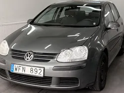 Grön Begagnad 2004 VW Golf IV Trendline Halvkombi | 29 500 kr (Marknadspris)