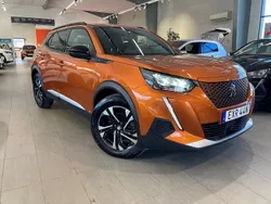Orange Begagnad 2022 Peugeot e-2008 Allure SUV | 204 900 kr (Marknadspris)