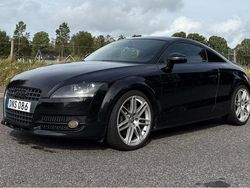 Svart Begagnad 2007 Audi TT Sportkupé | 68 000 kr (Marknadspris)
