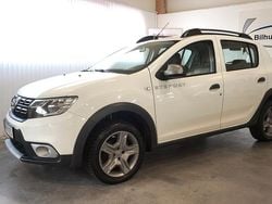 Vit Begagnad 2017 Dacia Sandero Stepway Halvkombi | 99 000 kr (Marknadspris)