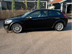 Svart Begagnad 2011 Volvo C30 Summum Halvkombi | 72 500 kr (Marknadspris)