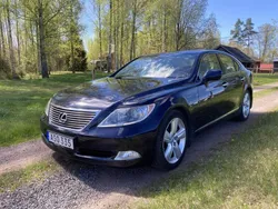 Blå Begagnad 2007 Lexus LS460 Sedan | 140 000 kr