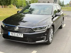 Svart Begagnad 2017 VW Passat Executive Kombi | 159 000 kr (Marknadspris)