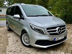 Silver Begagnad 2020 Mercedes V220 Minibuss | 475 000 kr (Marknadspris)