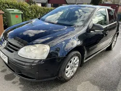 Svart Begagnad 2008 VW Golf VI Trendline Halvkombi | 15 000 kr (Superpris)