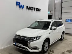 Vit Begagnad 2019 Mitsubishi Outlander P-HEV SUV | 229 800 kr (Bra pris)