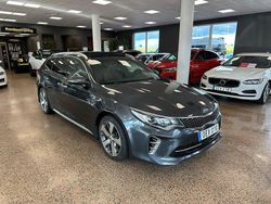 Grå Begagnad 2016 Kia Optima GT-Line Kombi | 139 900 kr (Marknadspris)
