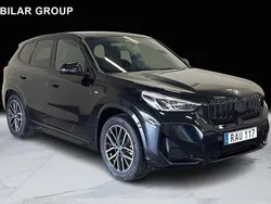Svart Begagnad 2023 BMW iX1 M Sport SUV | 499 000 kr (Bra pris)