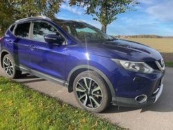 Blå Begagnad 2014 Nissan Qashqai Tekna SUV | 79 900 kr (Bra pris)