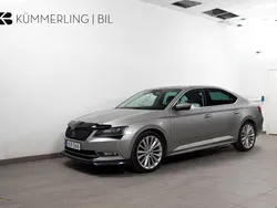 Ljusbrun Begagnad 2015 Skoda Superb Style Halvkombi | 199 900 kr (Marknadspris)