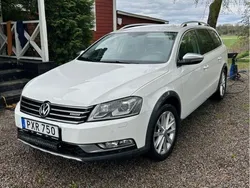 Vit Begagnad 2014 VW Passat Alltrack Kombi | 99 750 kr (Marknadspris)