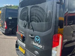 Svart Begagnad 2021 Ford Transit Kombi | 625 000 kr