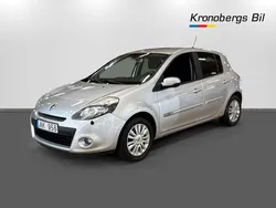 Silver metallic Begagnad 2012 Renault Clio IV Halvkombi | 49 200 kr (Bra pris)