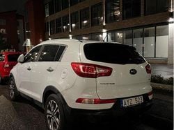Vit Begagnad 2011 Kia Sportage EX SUV | 58 000 kr (Marknadspris)
