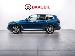 Blå Begagnad 2021 BMW X3 SUV | 389 700 kr (Marknadspris)
