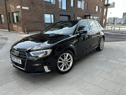 Svart Begagnad 2018 Audi A3 Sportback Sport Halvkombi | 159 000 kr (Marknadspris)