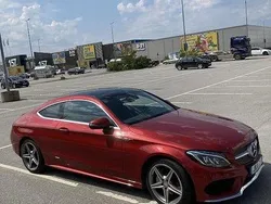 Röd Begagnad 2016 Mercedes C220 AMG line Sportkupé | 285 000 kr (Lite dyr)