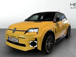 Gul (yellow) Begagnad 2025 Renault R5 Iconic Halvkombi | 441 600 kr